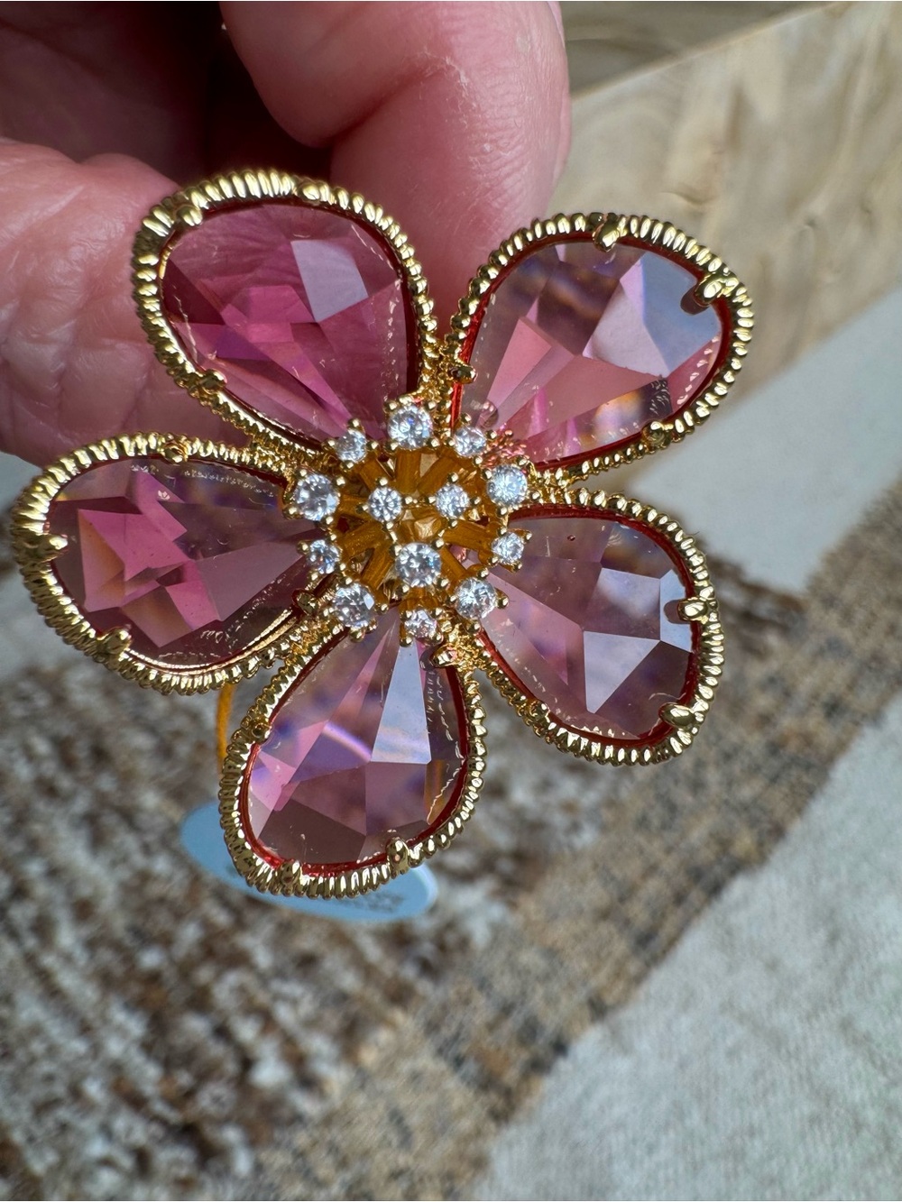 Eye Candy Beautiful Pink Crystal Flower Ring